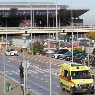 Θεσσαλονίκη: Αστυνομικός διακινούσε μετανάστες από το αεροδρόμιο Μακεδονία