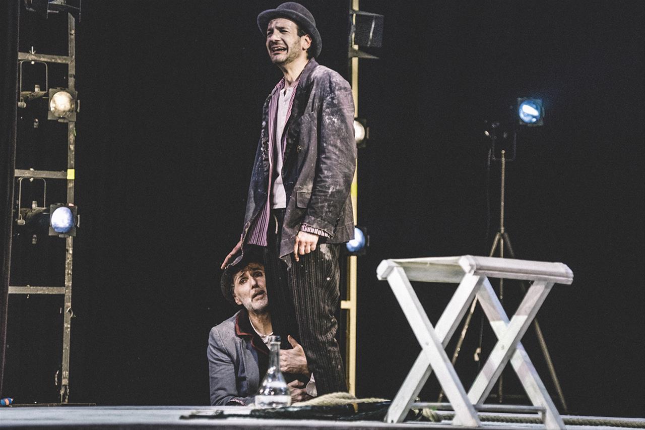 theatro_godot.jpg theatro_godot.jpg