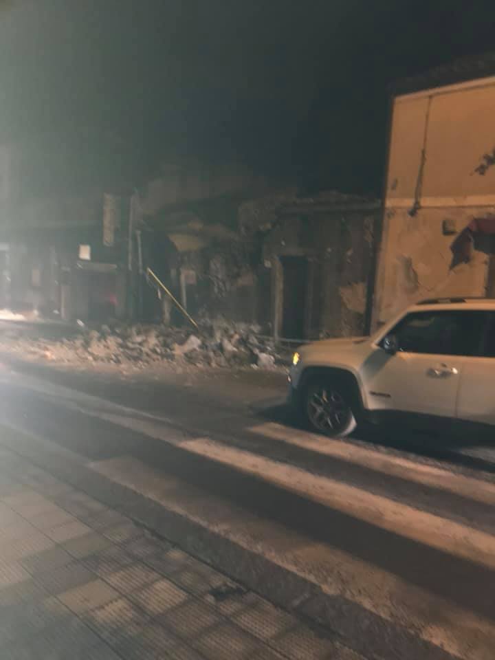 seismos_italia_1.jpg seismos_italia_1.jpg