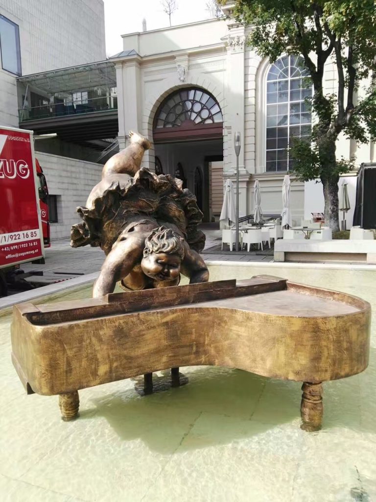 vienna-3-768x1024.jpeg vienna-3-768x1024.jpeg