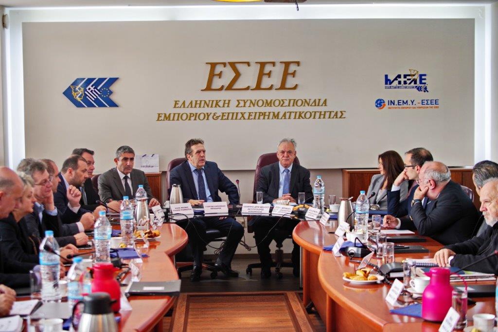 dragasakis-esee1.jpg dragasakis-esee1.jpg