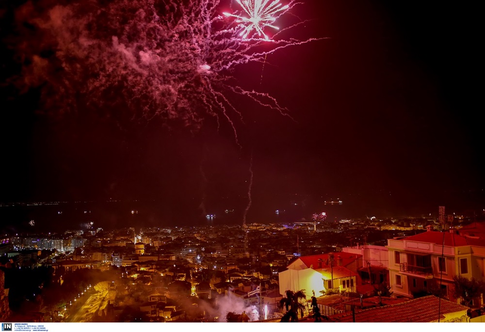Θεσσαλονίκη-Πρωτοχρονιά-πυροτεχνήματα-5