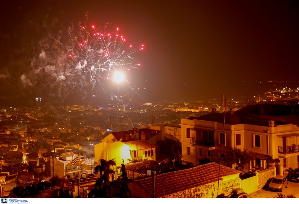 Θεσσαλονίκη-Πρωτοχρονιά-πυροτεχνήματα-6