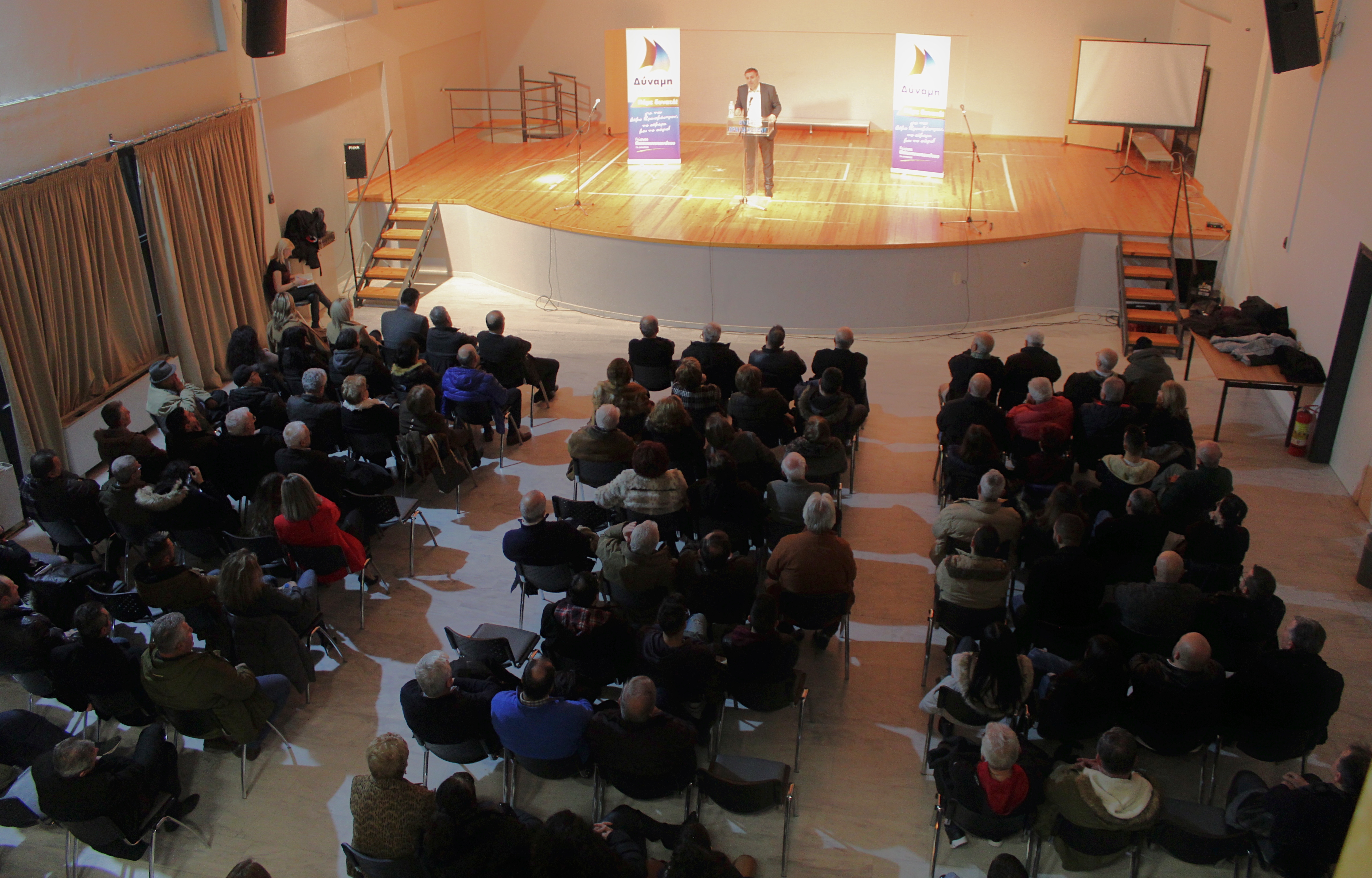 papakonstantinou_oraiokastro_2.jpg papakonstantinou_oraiokastro_2.jpg