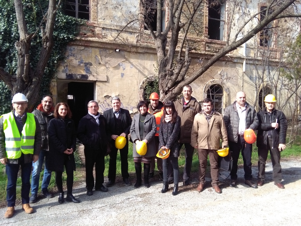 paylos-melas8.jpg paylos-melas8.jpg