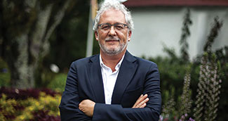 16f1bfaciolince.jpg 16f1bfaciolince.jpg