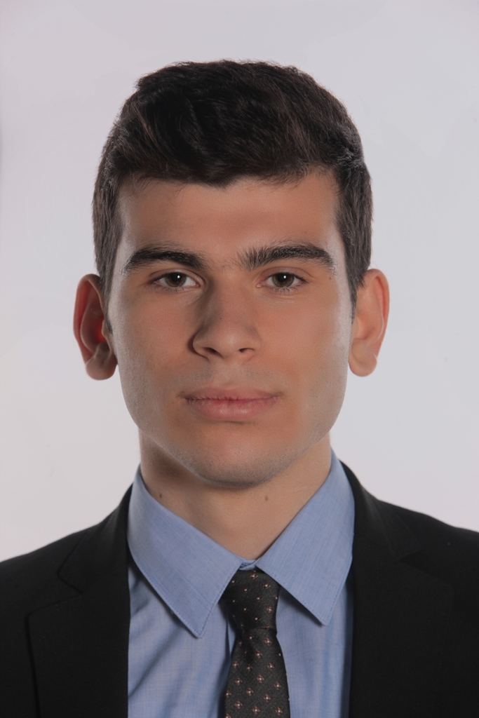 gizis.jpg gizis.jpg