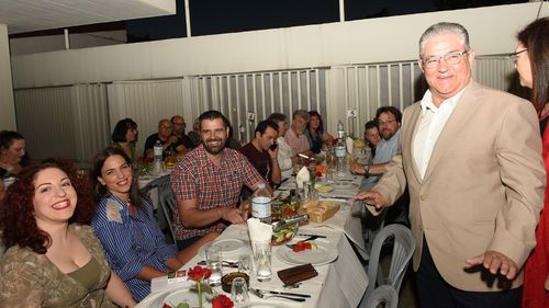 stikoudi-kke.jpg stikoudi-kke.jpg