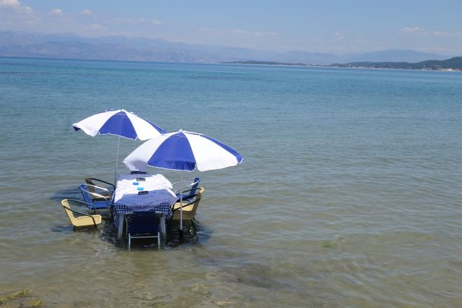 kerkira-trapezi-thalassa1.jpg kerkira-trapezi-thalassa1.jpg