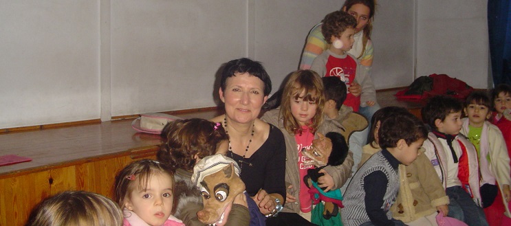 giati-kouklotheatro.jpg giati-kouklotheatro.jpg