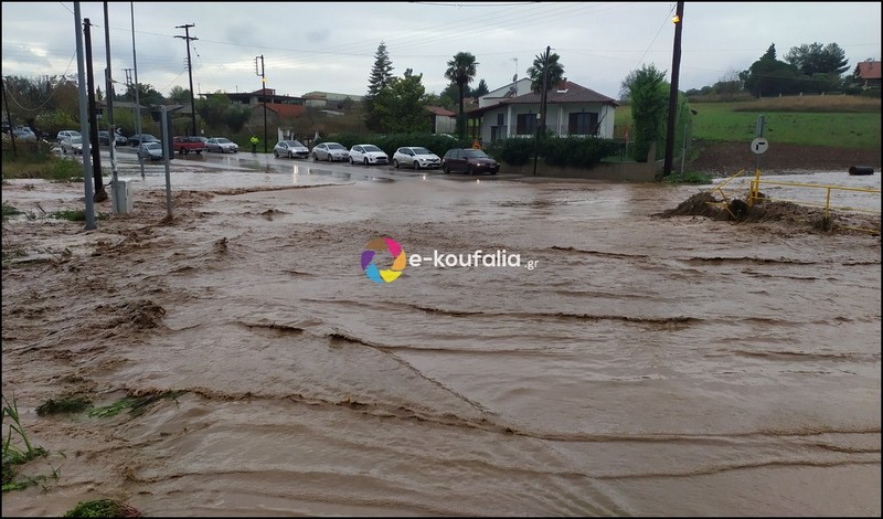 koufalia-vroxi-2.jpg koufalia-vroxi-2.jpg