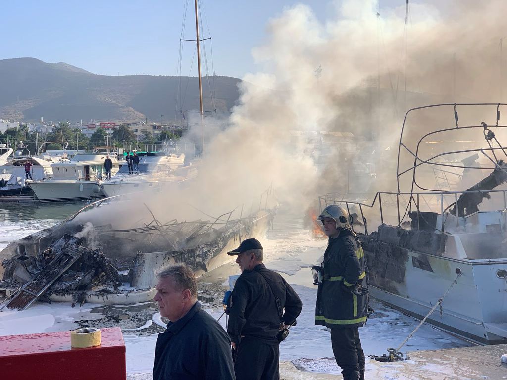 pyrkagia_skafos_marina_glyfada_3.jpg pyrkagia_skafos_marina_glyfada_3.jpg