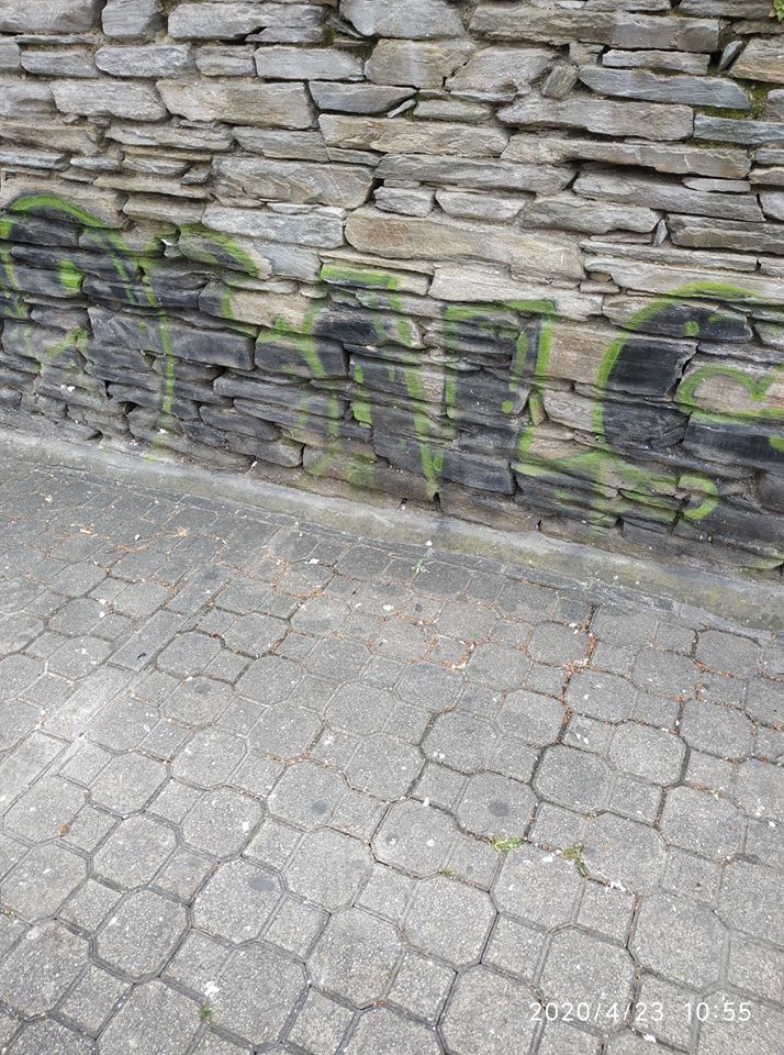 graffiti1.jpg graffiti1.jpg