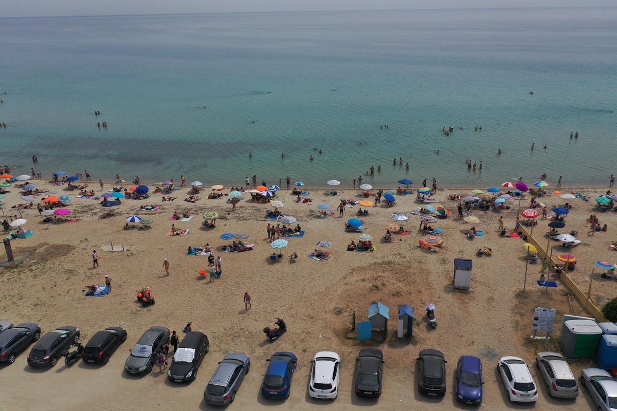 epanomi-paralia-3.jpg epanomi-paralia-3.jpg