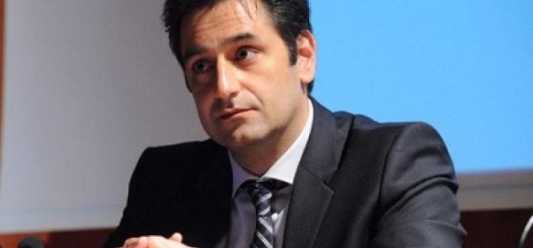 zarwtiadis.jpg zarwtiadis.jpg