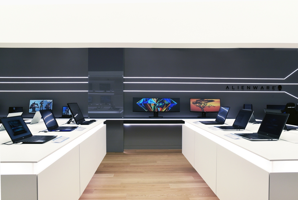 dsc_0127.jpg dell-exclusive-store