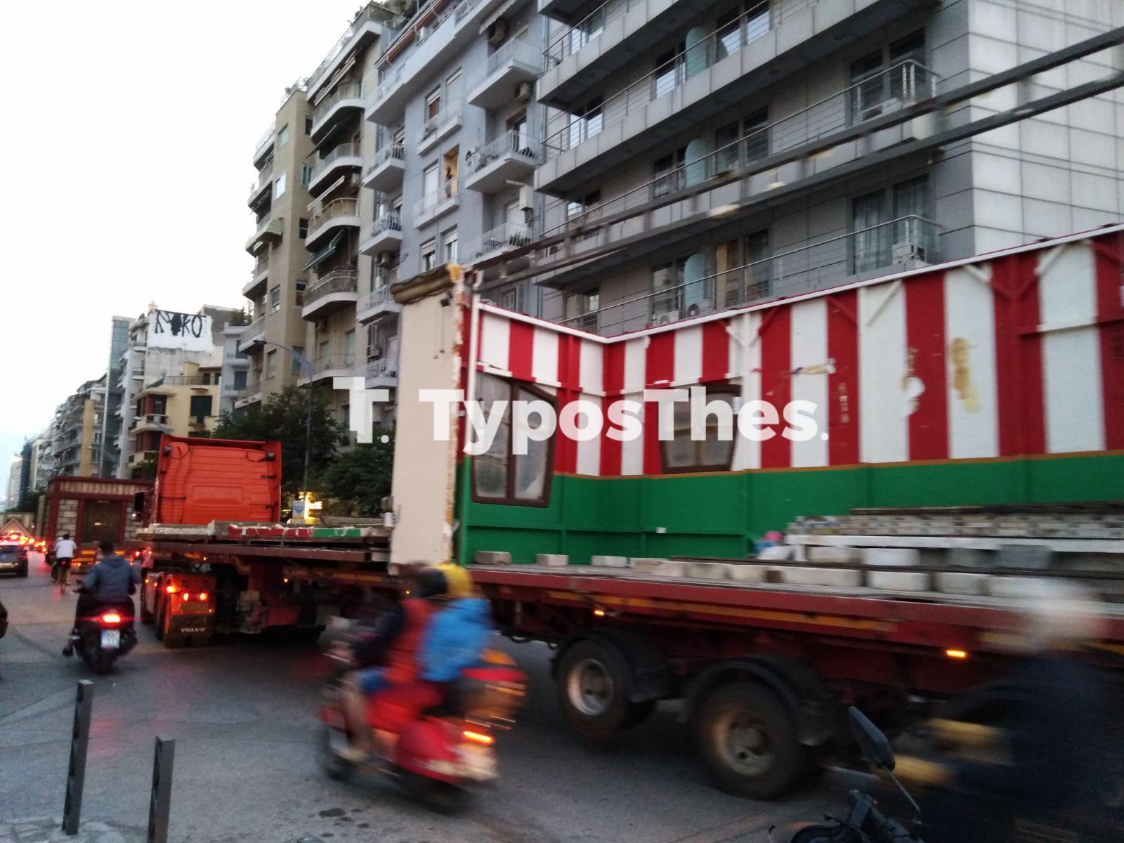 spitakia1.jpg spitakia1.jpg