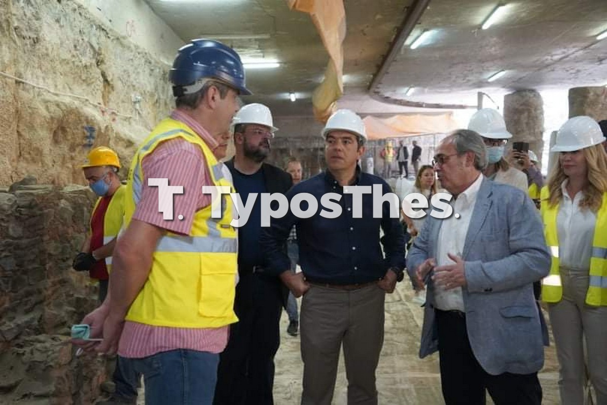 tsipras-metro-4.jpg