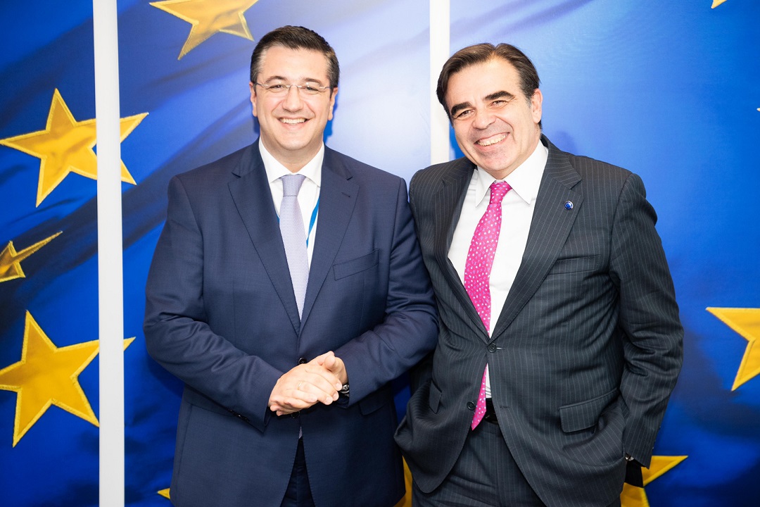 tzitzikostas_sxoinas_1.jpg tzitzikostas_sxoinas_1.jpg