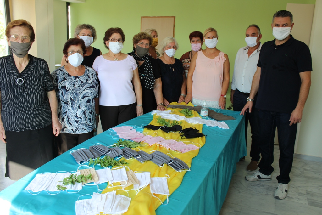 maskes_kapi_oraiokastro_1.jpg maskes_kapi_oraiokastro_1.jpg