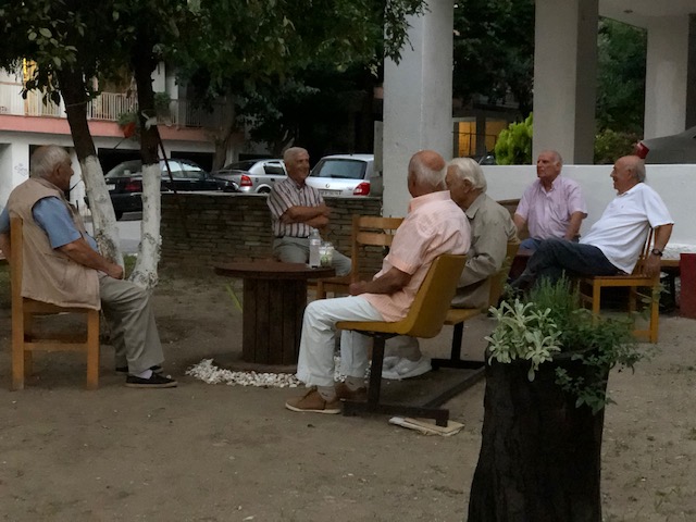 oikopedo_kalamaria_1.jpg oikopedo_kalamaria_1.jpg