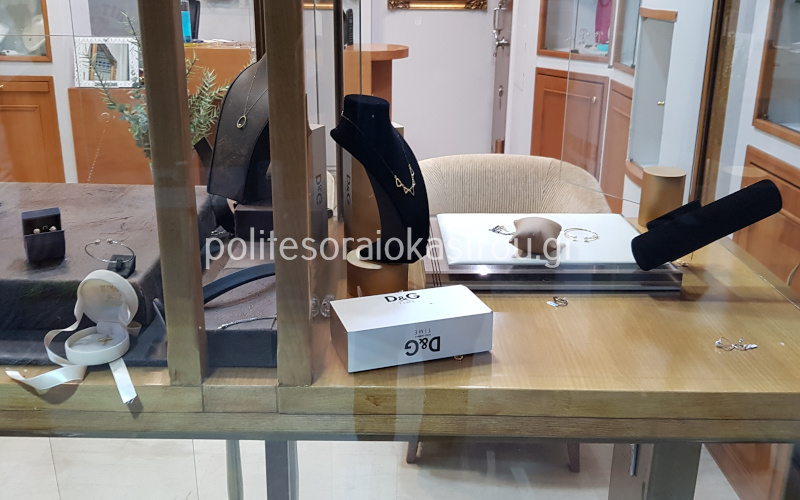 diarriksi_kosmimatopoleio_oraiokastro_3.jpg diarriksi_kosmimatopoleio_oraiokastro_3.jpg