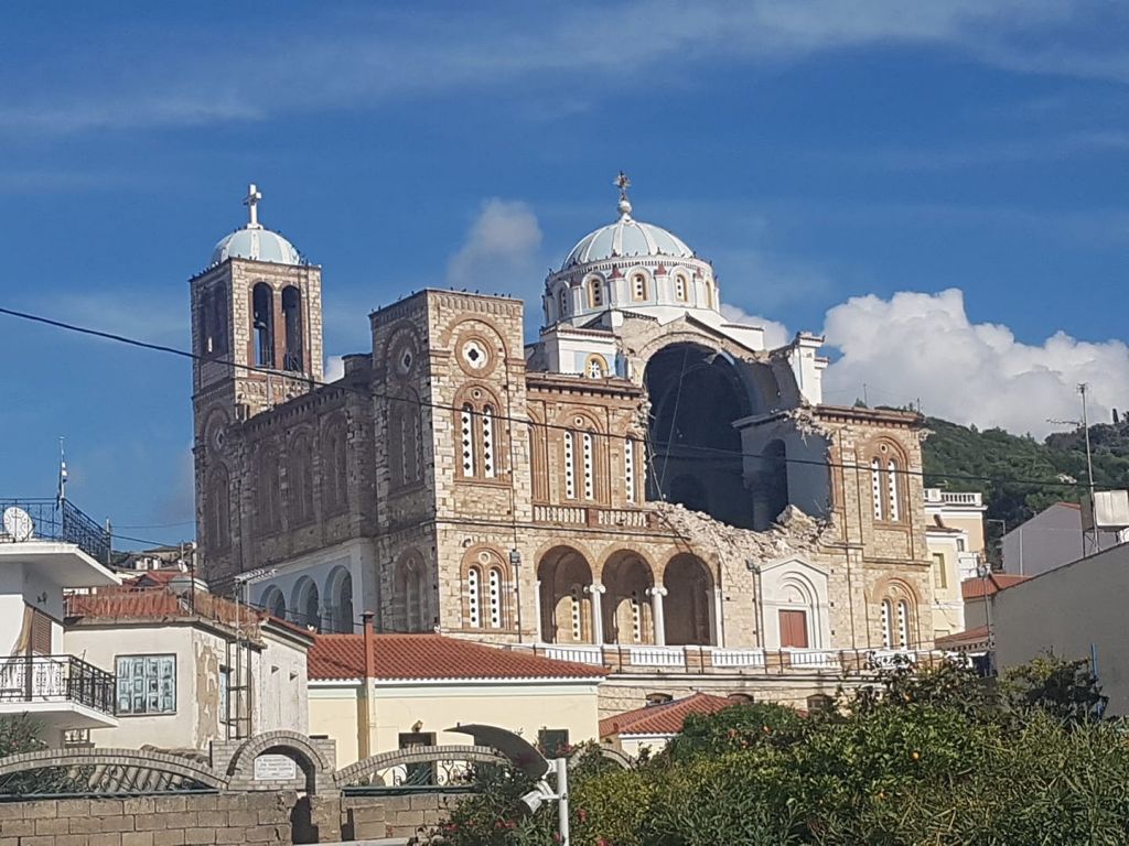 samos_ekklisia.jpg samos_ekklisia.jpg