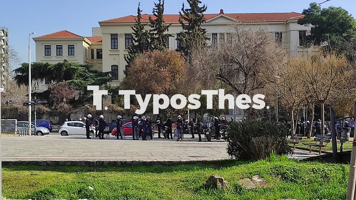 foitites-thess-por1-00001.jpg foitites-thess-por1-00001.jpg