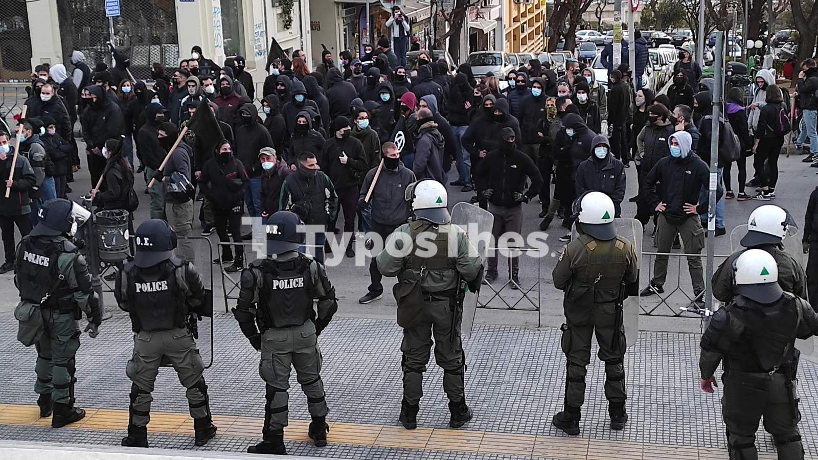 mat-poreia.jpg mat-poreia.jpg