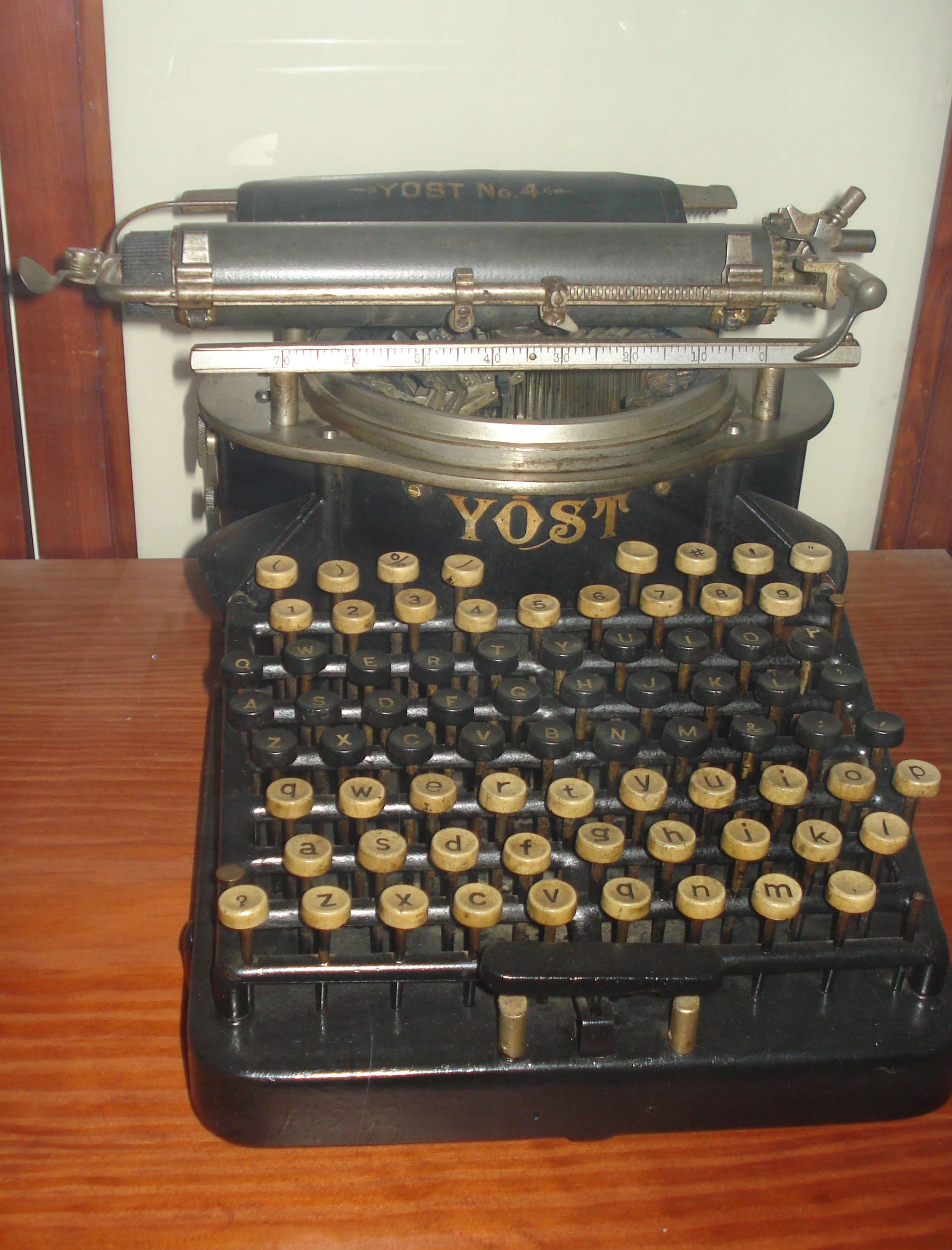 grafomihani_yost_noesis.jpg grafomihani_yost_noesis.jpg