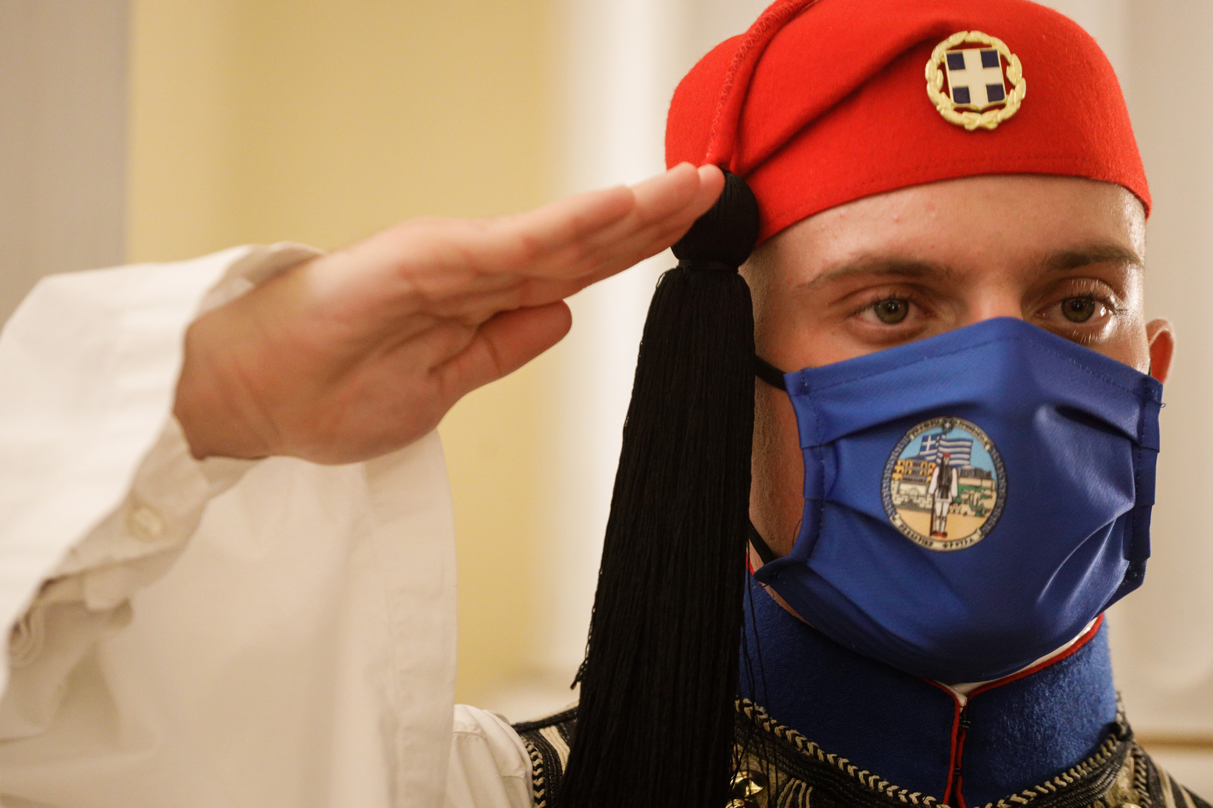 giorgos_kontarinis_-_1os_epainos.jpg giorgos_kontarinis_-_1os_epainos.jpg