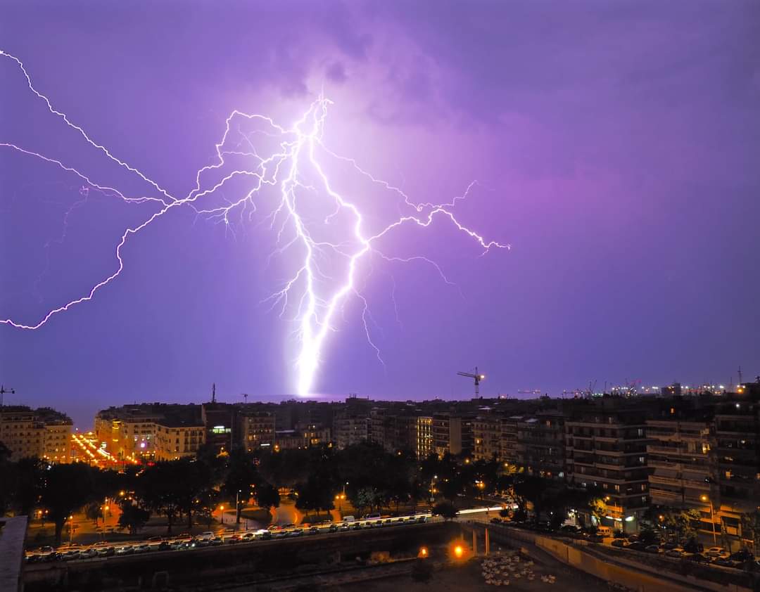 kataigida_keraynoi_thessaloniki_3.jpg kataigida_keraynoi_thessaloniki_3.jpg