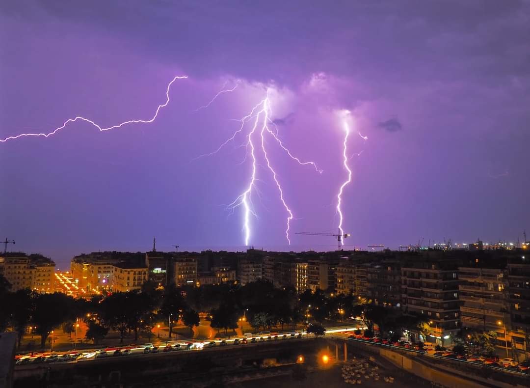 kataigida_keraynoi_thessaloniki_7.jpg kataigida_keraynoi_thessaloniki_7.jpg