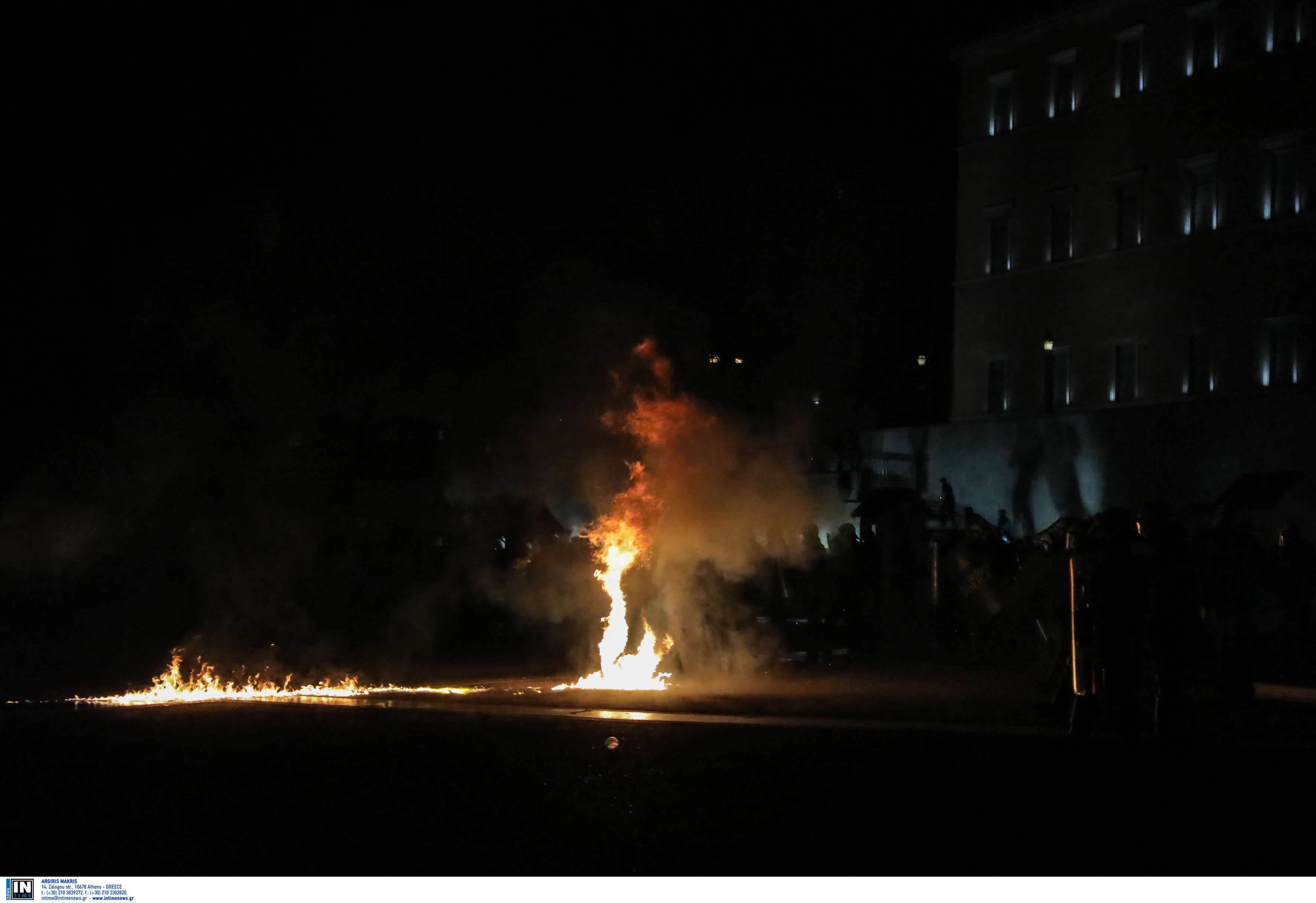 epeisodia-syntagma_3.jpg epeisodia-syntagma_3.jpg