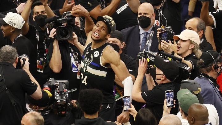 giannis.jpg giannis.jpg