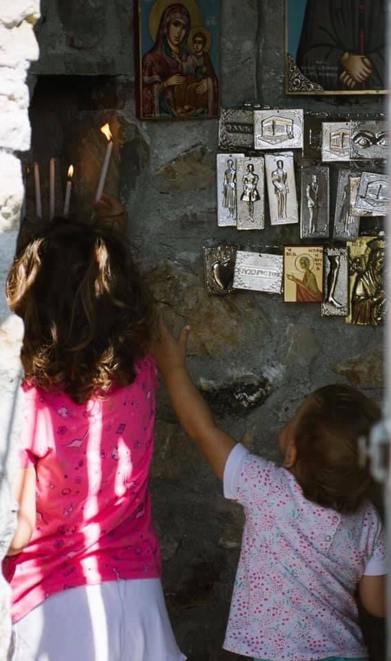 paisios-dentrokati_5.jpeg paisios-dentrokati_5.jpeg