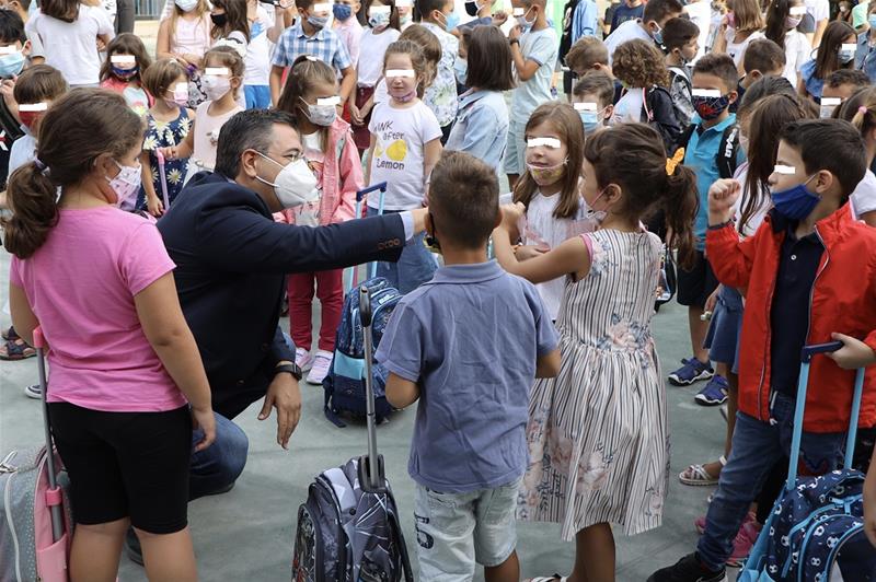 tzitzikostas_agiasmos_kalamaria_5.jpeg tzitzikostas_agiasmos_kalamaria_5.jpeg