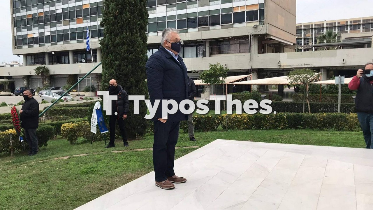 stefania_polytexneio_1.jpg stefania_polytexneio_1.jpg
