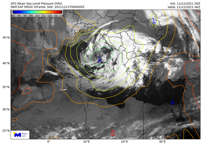 202112110600_gfs_mslp0_msg_ir108_med.png