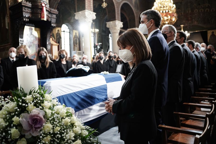 papoulias-4.jpg
