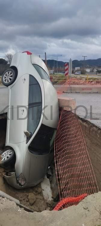 aytokinito_trypa_sykia_3.jpeg aytokinito_trypa_sykia_3.jpeg