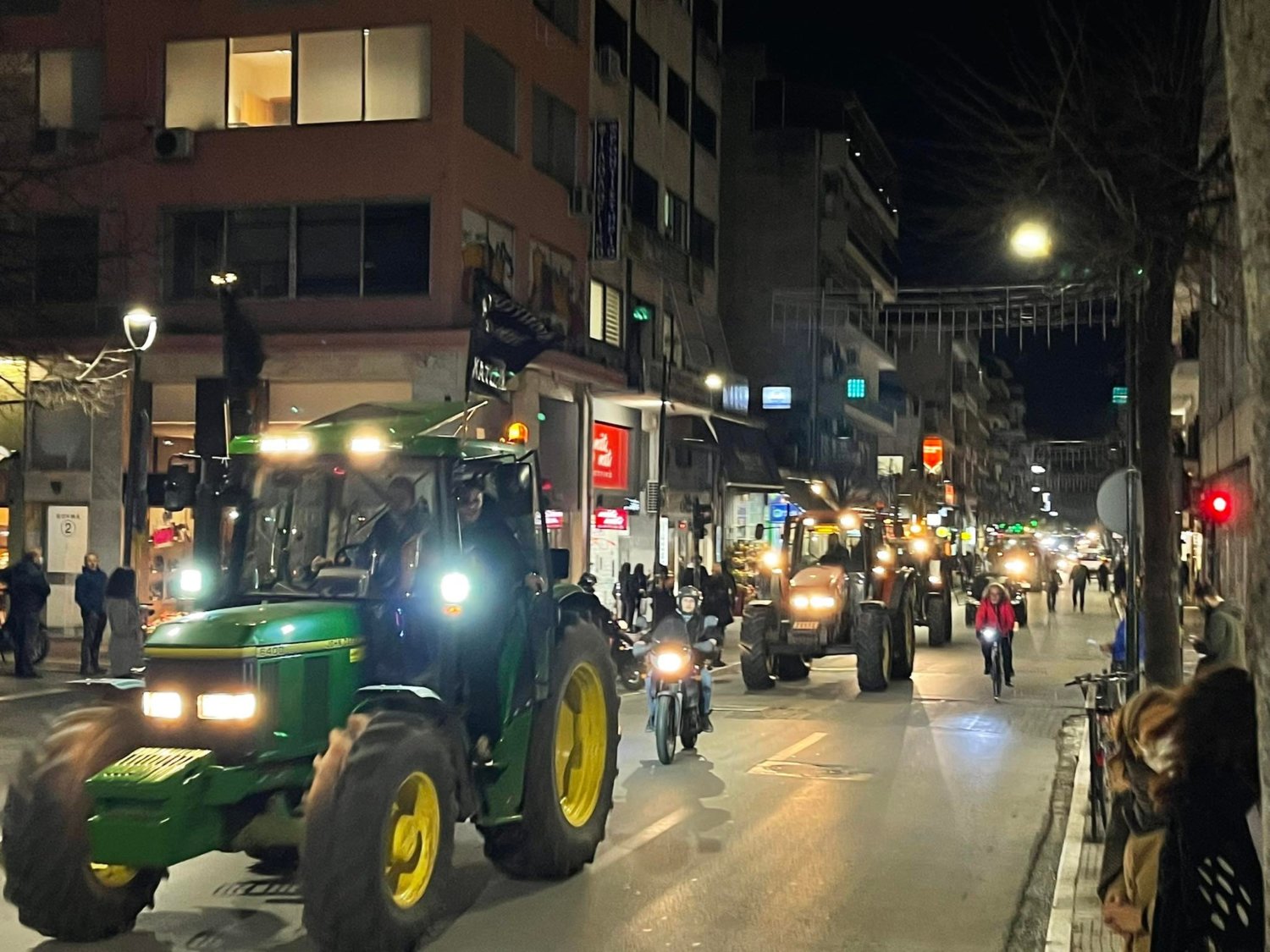 larissa-agrotes2.jpg larissa-agrotes2.jpg