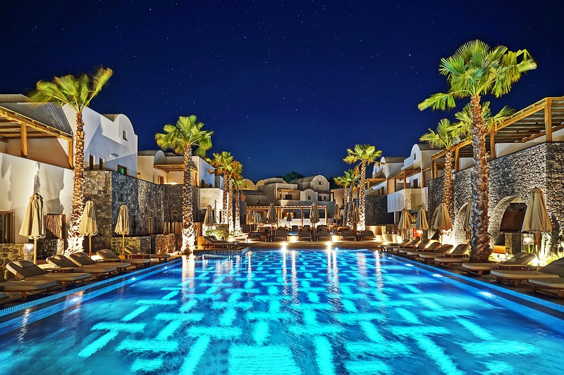 pool.jpg pool.jpg