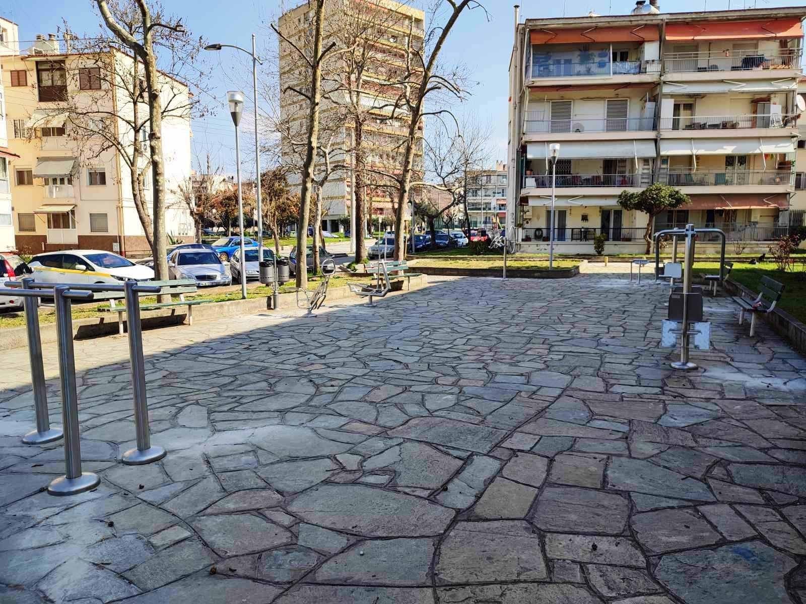 ypaithrio_gymnastirio_4.jpg ypaithrio_gymnastirio_4.jpg