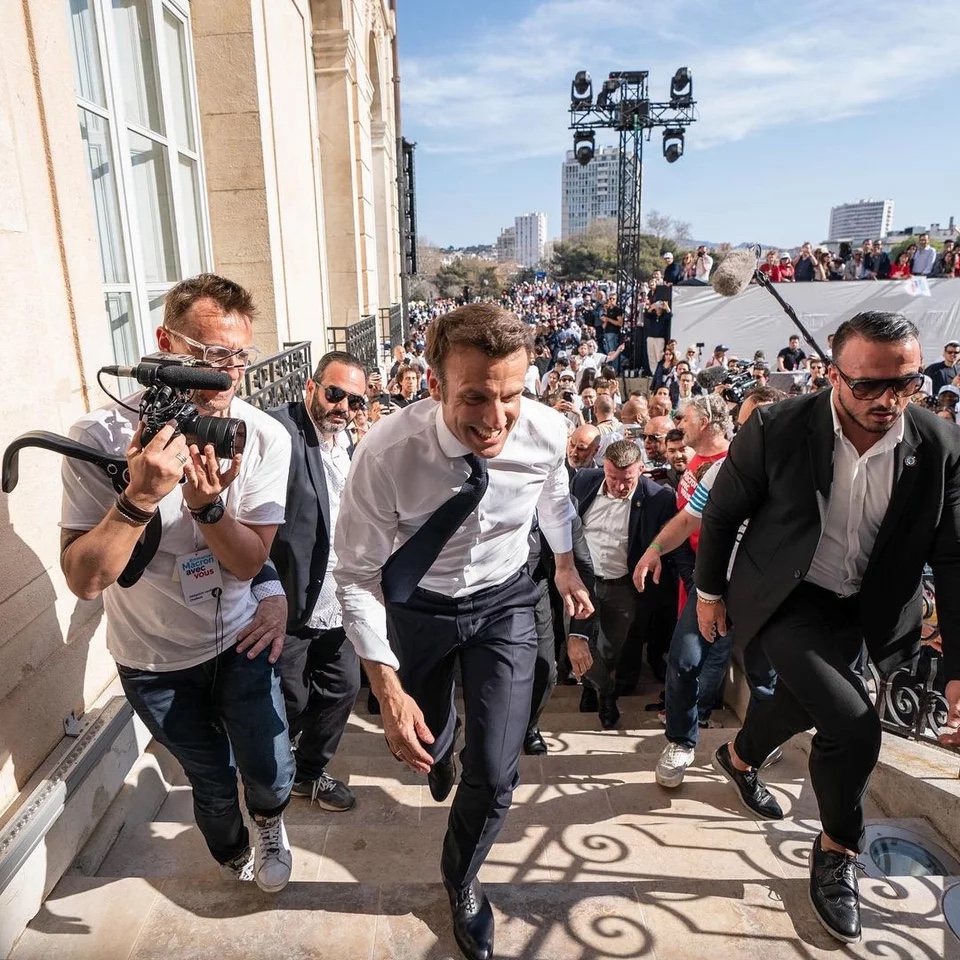 macron_6.jpg macron_6.jpg