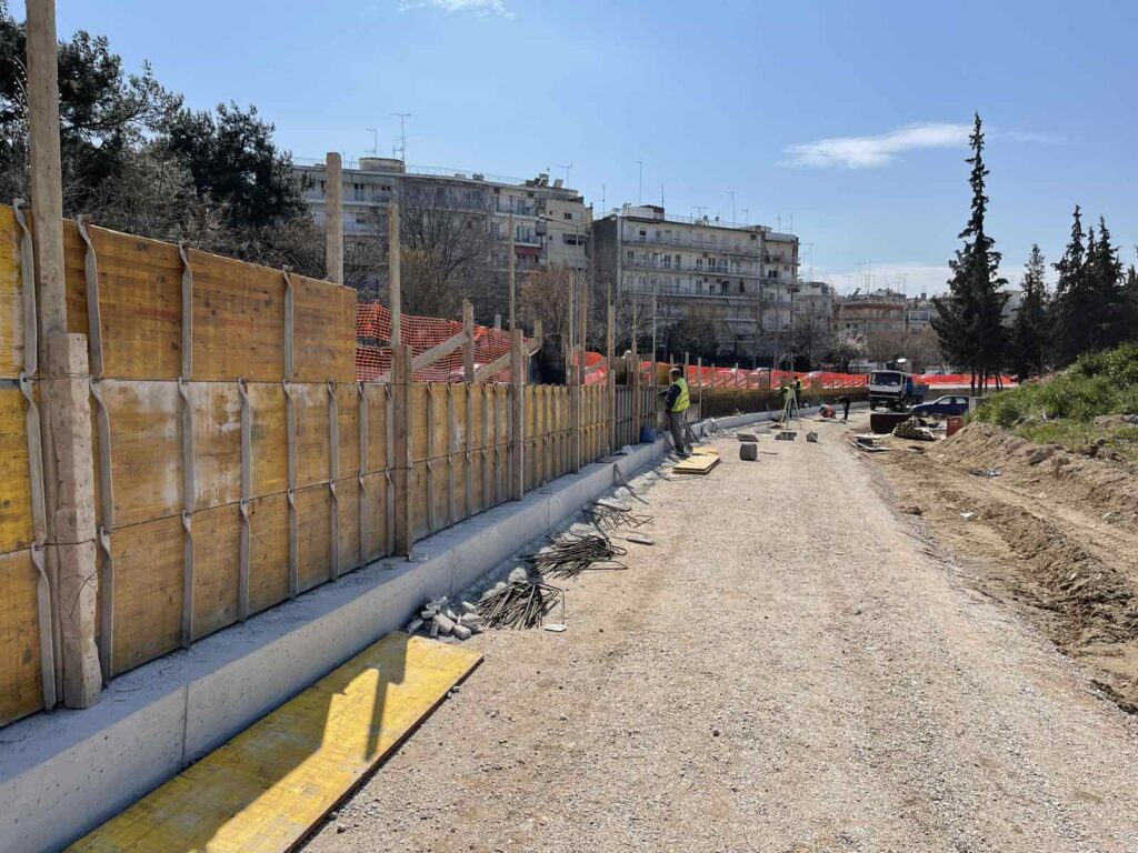 parko-paylou-mela12.jpg parko-paylou-mela12.jpg
