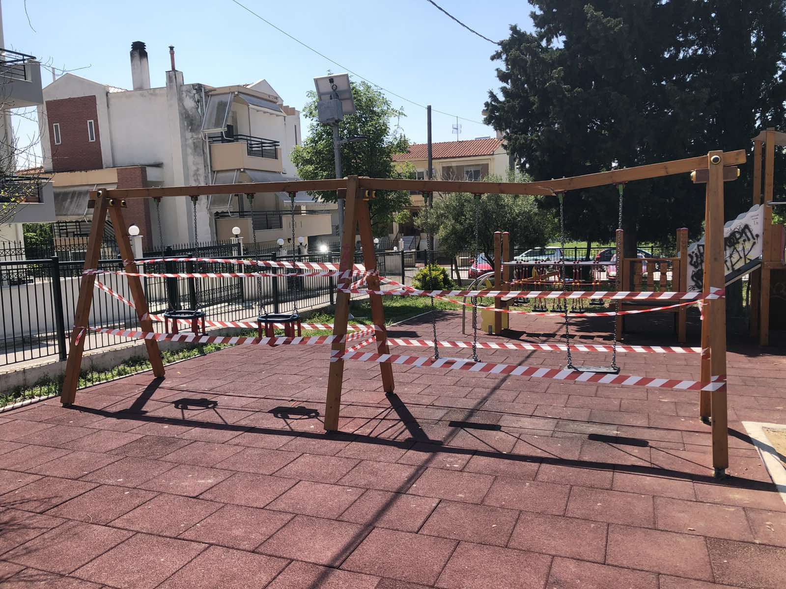 oraiokastro_vandalismos_paidiki_xara_4.jpeg oraiokastro_vandalismos_paidiki_xara_4.jpeg
