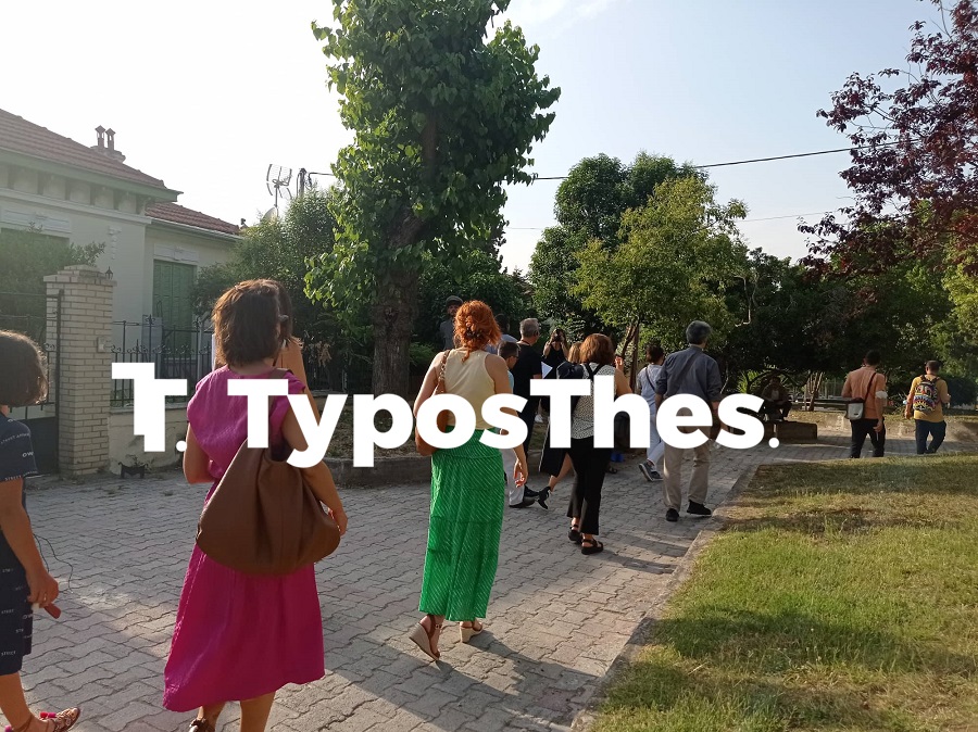 peripatos_exohi6.jpg peripatos_exohi6.jpg