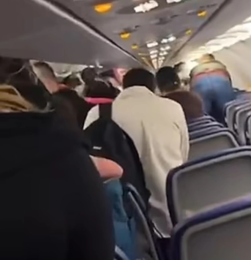 wizair_kriti2.jpg wizair_kriti2.jpg