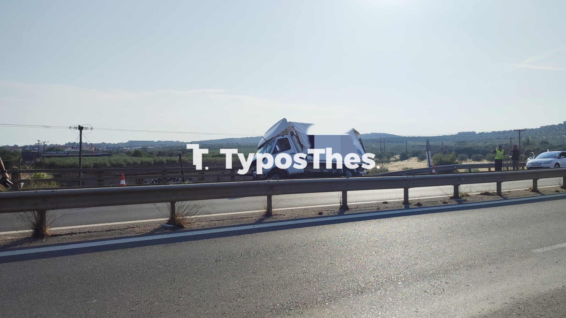 troxaio1.jpg